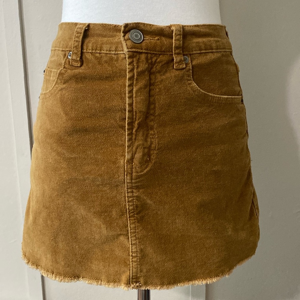 Brandy Melville Tan Corduroy Mini Skirt, Size Small